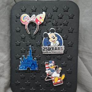 Disney Hidden Mickey Pins